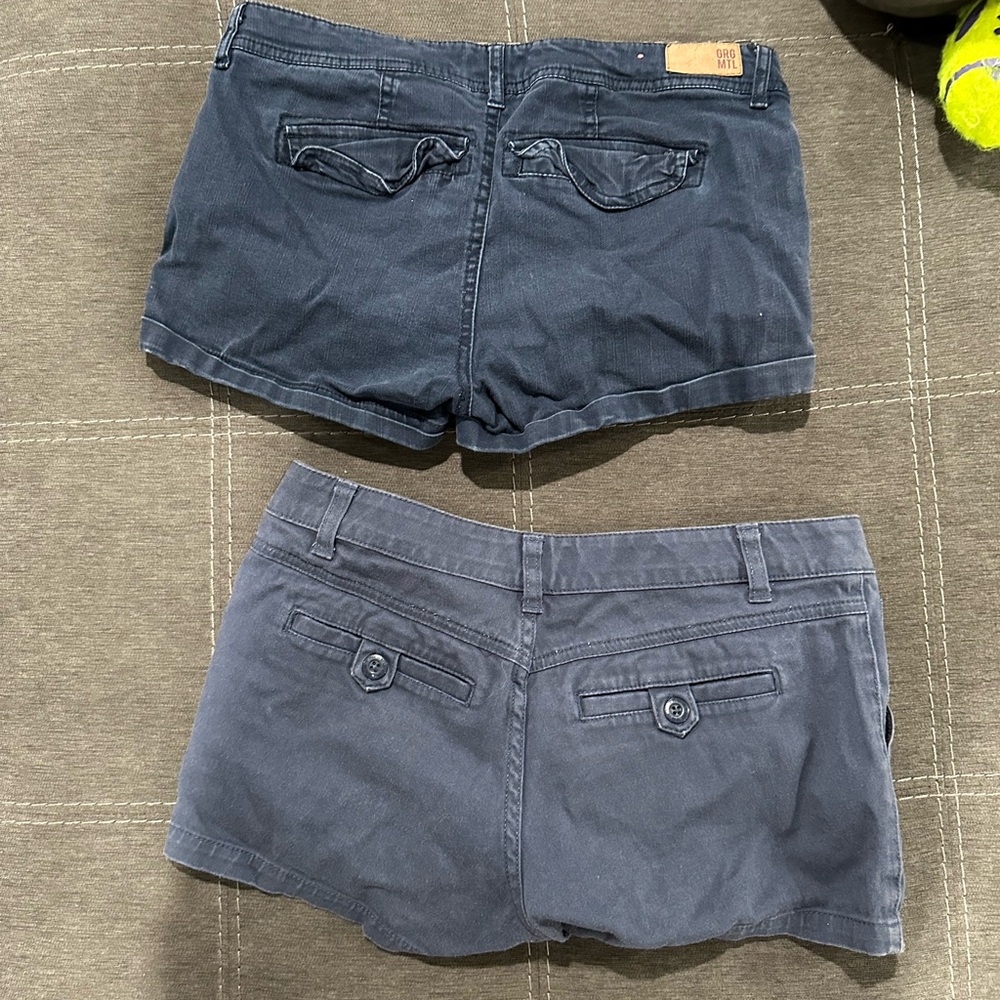 Shorts size 3, garage and bebop brand  barley worn.